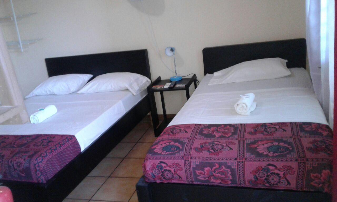 Roca Mar Playa Bonita Hotel ปูแอร์โตลีมอน ภายนอก รูปภาพ
